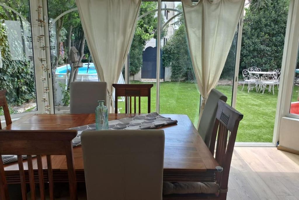 Maison Paisible Et Ensoleillee Avignone Esterno foto